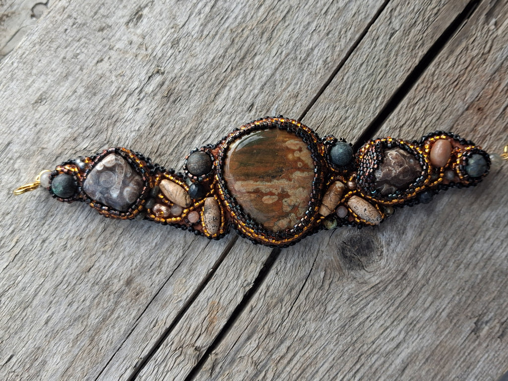 Bracelet "The Echo of Time" & Rhyolite &Turritella Agates