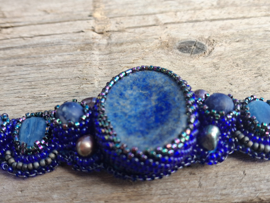 "Night Sea" Bracelet – Handcrafted Lapis Lazuli & Pearl Jewelry