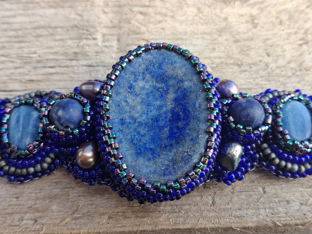 "Night Sea" Bracelet – Handcrafted Lapis Lazuli & Pearl Jewelry